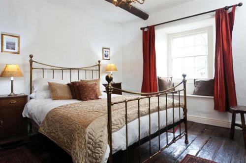 Old Oak Cottage
