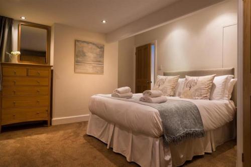 Stone's Throw Cottage