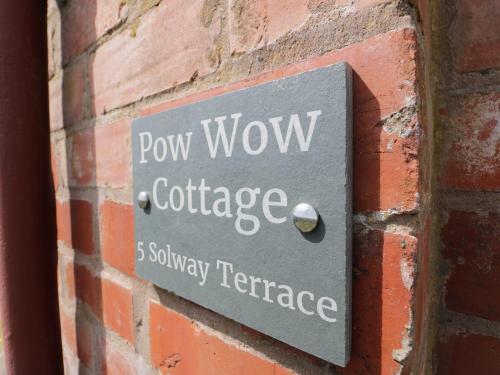 Pow Wow Cottage, Annan