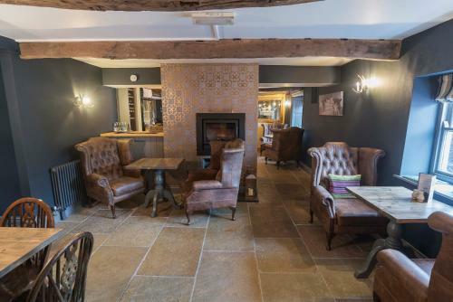 Hotel New Crown Inn