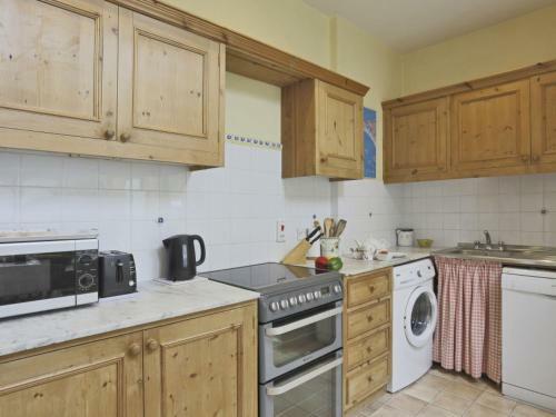 Holiday Home Victoria Cottage