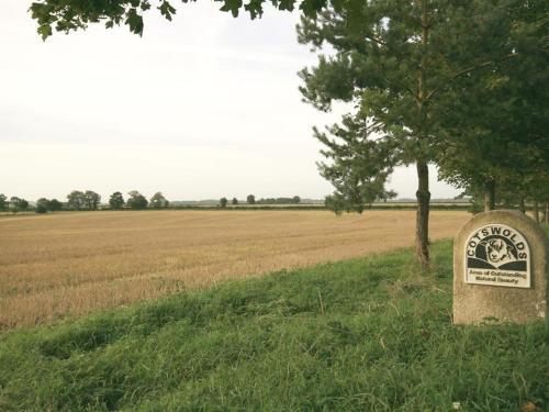 Harvest Barn, Woodstock