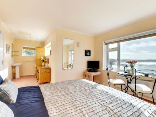 Holiday Home Seascape