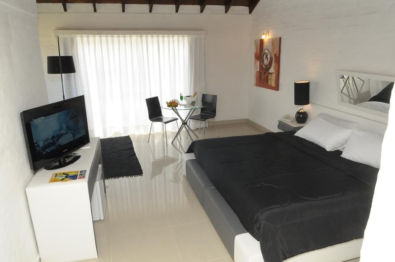Punta Del Este Arenas Hotel