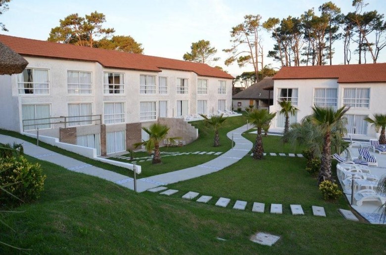 Punta Del Este Arenas Hotel