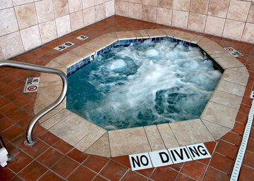 Hotel Comfort Suites South