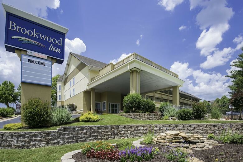 Hotel Brookwood Inn