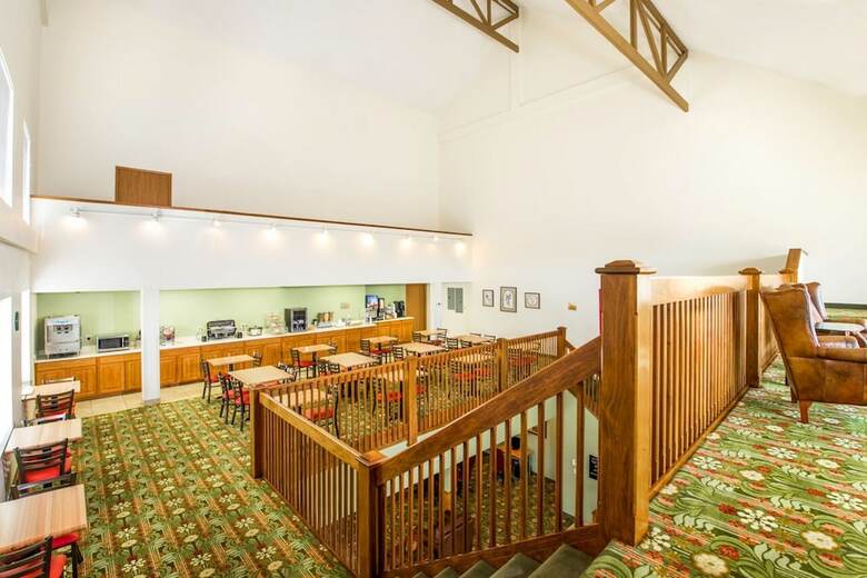 Hotel Brookwood Inn