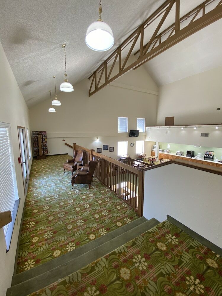 Hotel Brookwood Inn