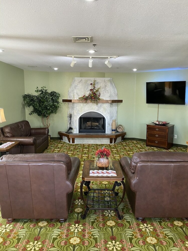Hotel Brookwood Inn