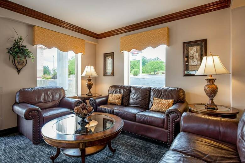 Savannah House Hotel