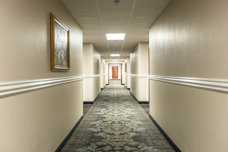 Savannah House Hotel