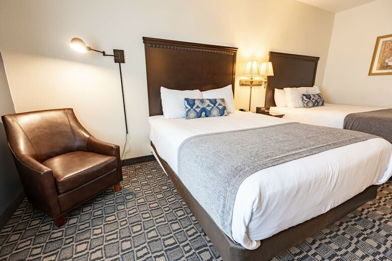 Savannah House Hotel