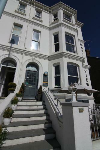 Hostal Marine View Guest House