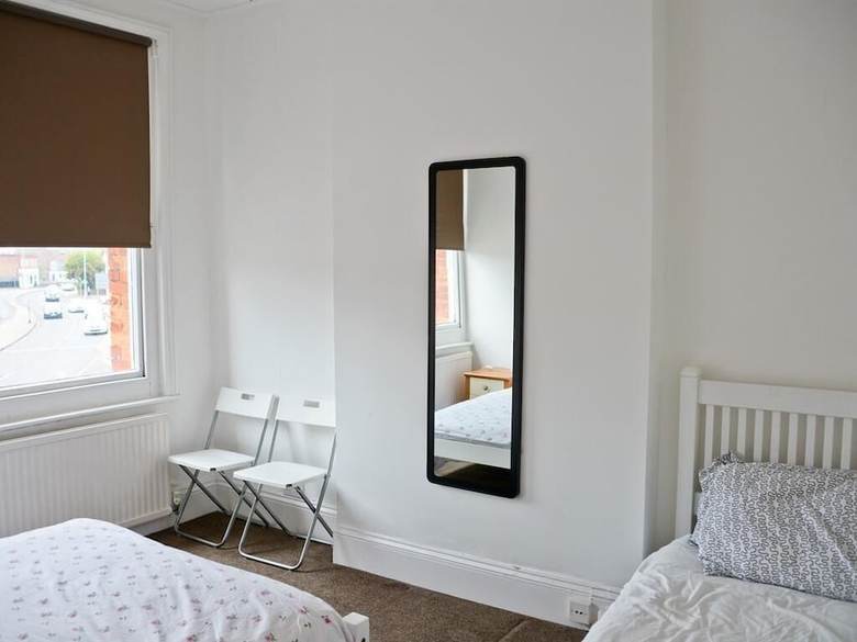 Corner House Apartment