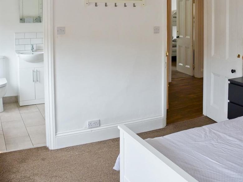 Corner House Apartment