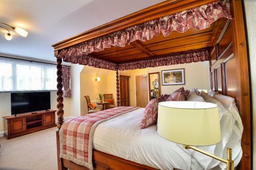 Hotel The Coach And Horses