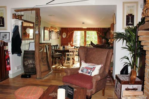 Hotel The Coach And Horses