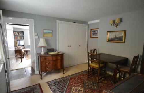 Grove Cottage