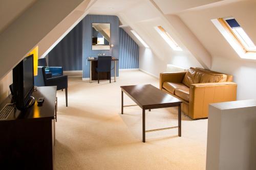 Lanes Hotel