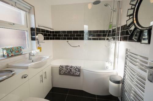 Pear Tree Holiday Home - York