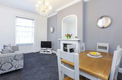 Melrose Yard - City Centre Apartment