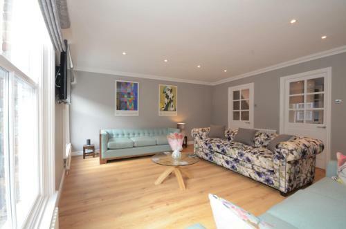 Fossgate Luxury Duplex City Centre Apartment