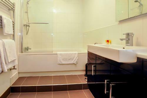 Holgate Premier 3 Bedroom Apartment