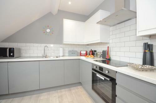 Apartamento Froghall Suites