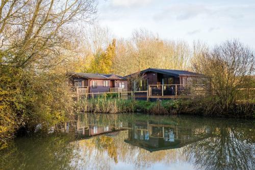 Lodge Fairwood Lakes Holiday Park