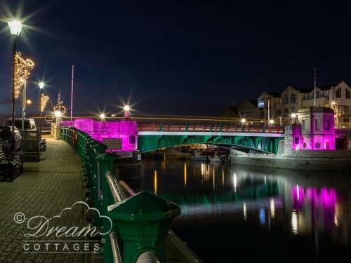 Bayview Apartment, Weymouth