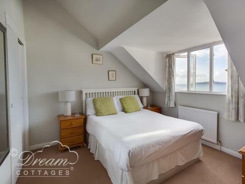 Sea Breeze, Weymouth
