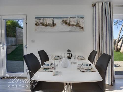 Outlook Lodge, Weymouth