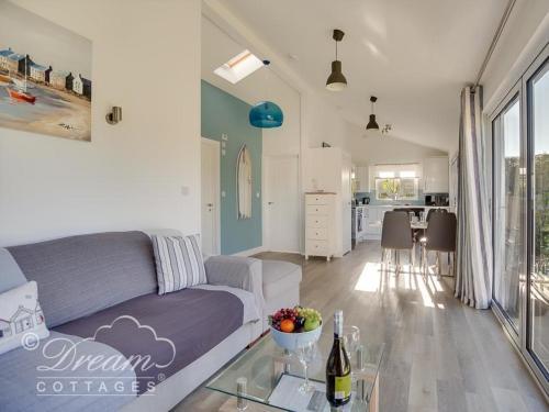 Outlook Lodge, Weymouth