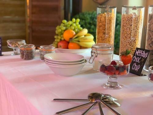 The Somerset House Hotel & Bbq