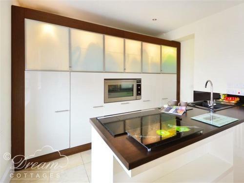 Azure Apartment, Weymouth