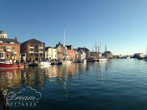 Still Waters, Weymouth