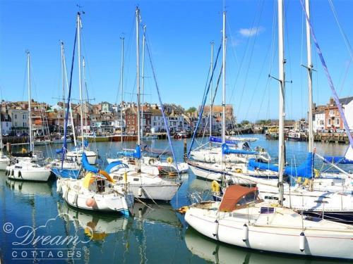 Still Waters, Weymouth