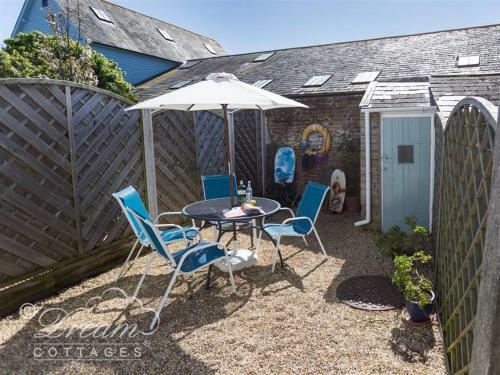 Seaholme, Weymouth