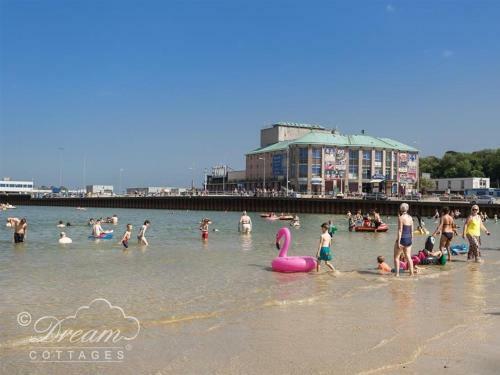 Fenders, Weymouth