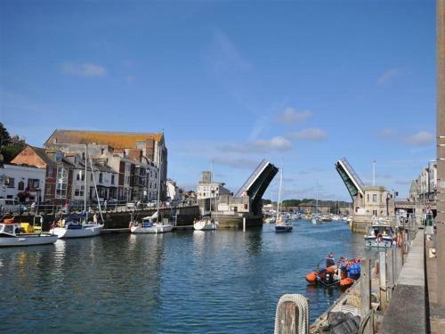 Tarps Apartment, Weymouth