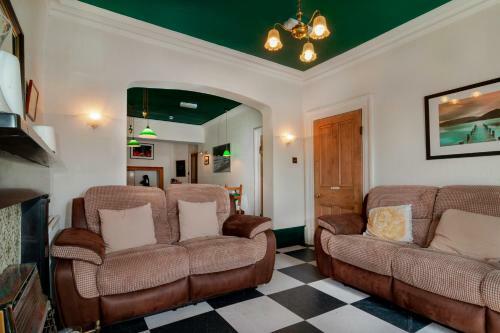 Bed & Breakfast Springbank Guest House
