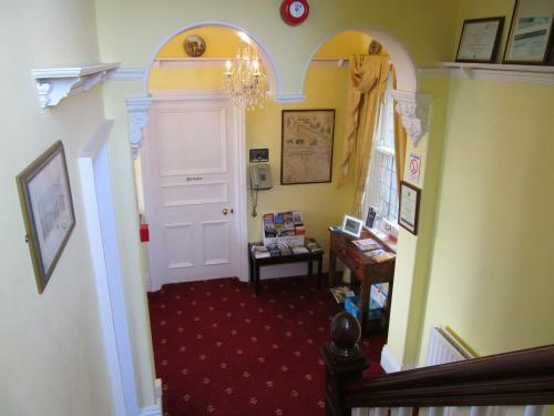 Hostal Whitehaven Guest House