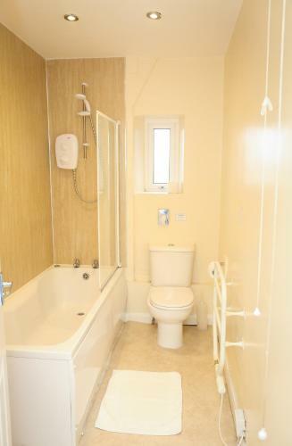Hostal Riviera Guesthouse