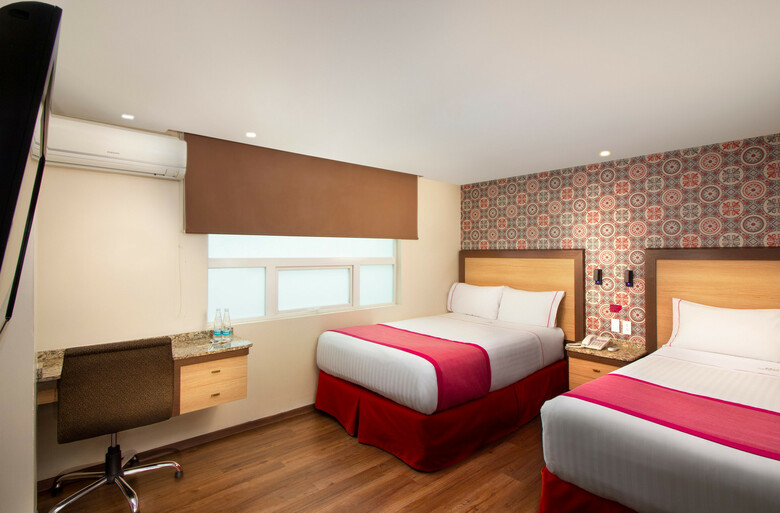 Hotel Plaza Garibaldi