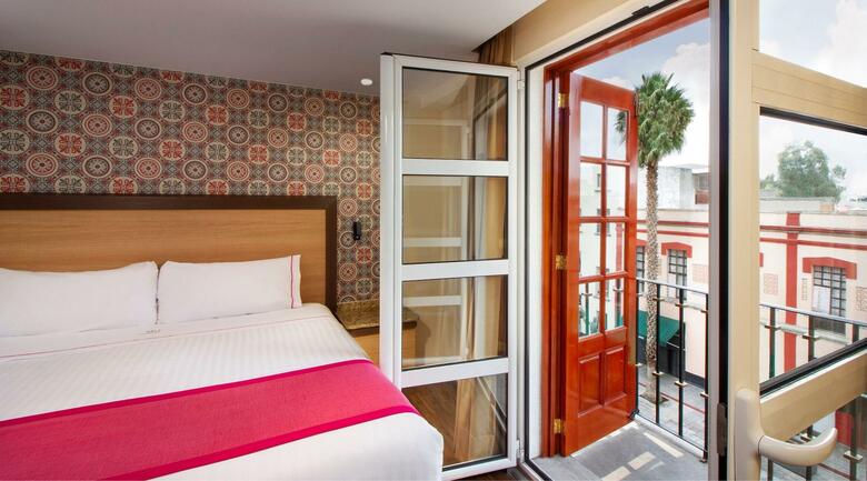 Hotel Plaza Garibaldi