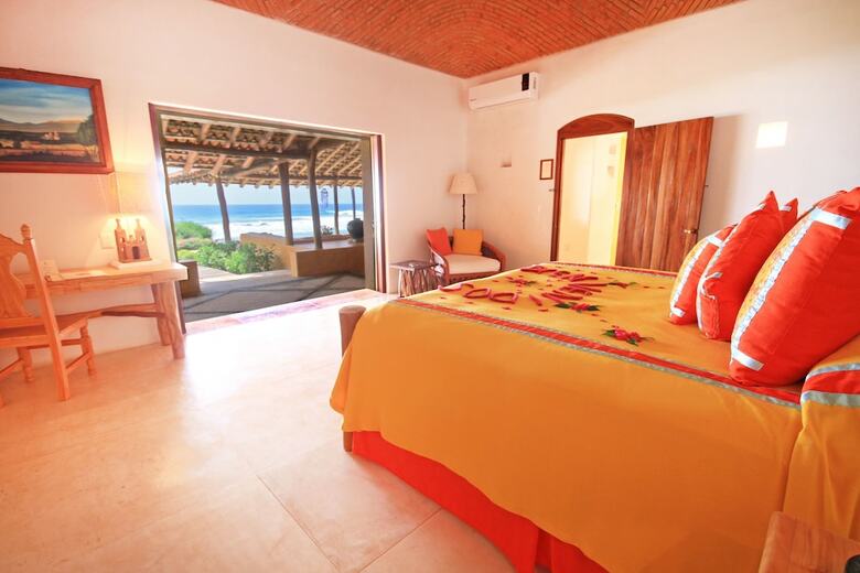 Hotel Las Alamandas