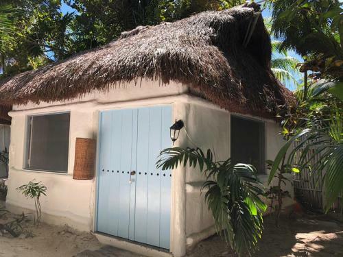 Hotel Playa Mambo Eco Cabanas