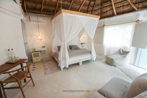 Hotel Playa Mambo Eco Cabanas