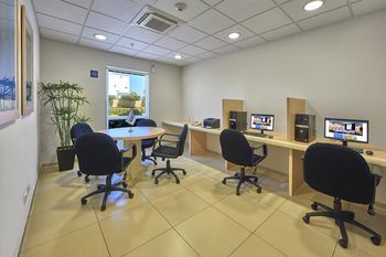Hotel City Express Manzanillo